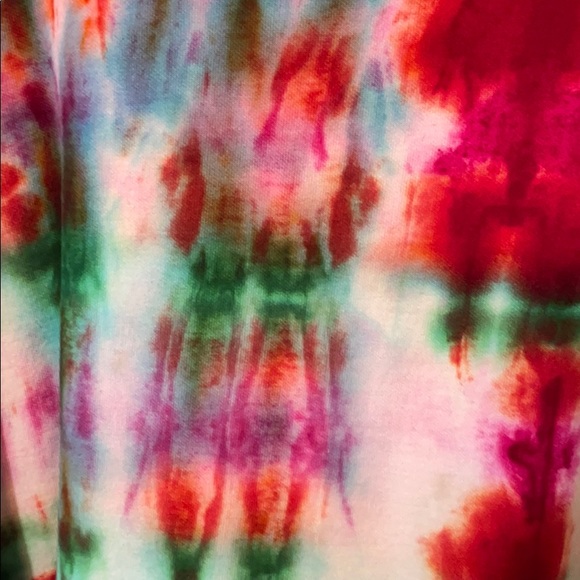 Comfort colors tie dyed sweatshirt - Picture 2 of 4